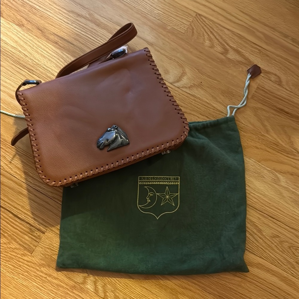 Brown Leather Messenger Bag with Structured Design